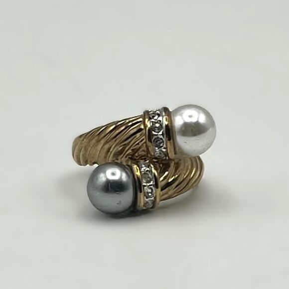 18kt GF Size 5.5 Ring Faux Pearl Wrap Around Signed JA Gold Filled Jewelry - Picture 1 of 5